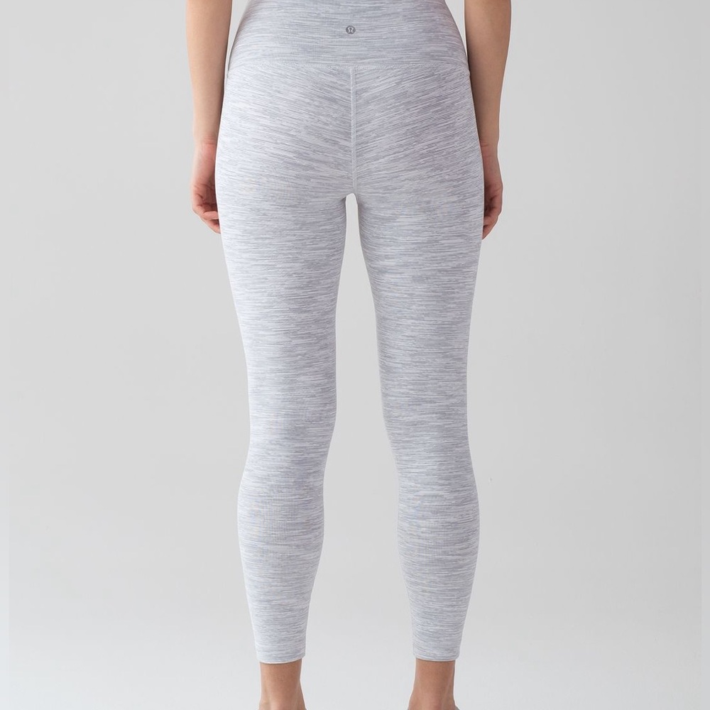 Lululemon Size 8 Wunder Under Luxtreme 25”